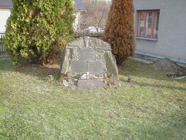 Kamenn� mohyla.