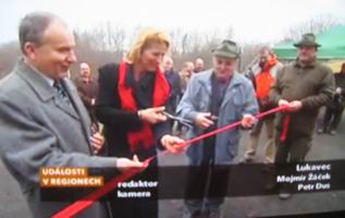 Slavnostn� p�est�i�en� p�sky "vodovodu", zdroj: �esk� televize